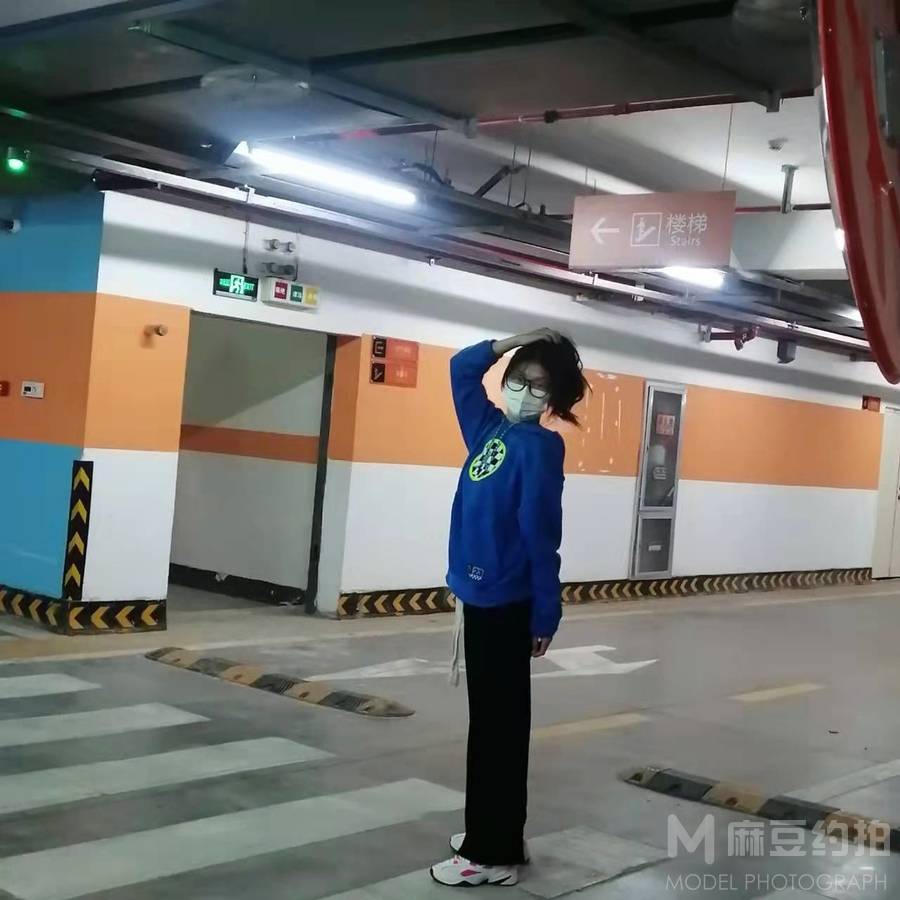 清新模特