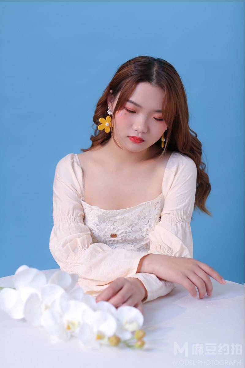 妆容模特