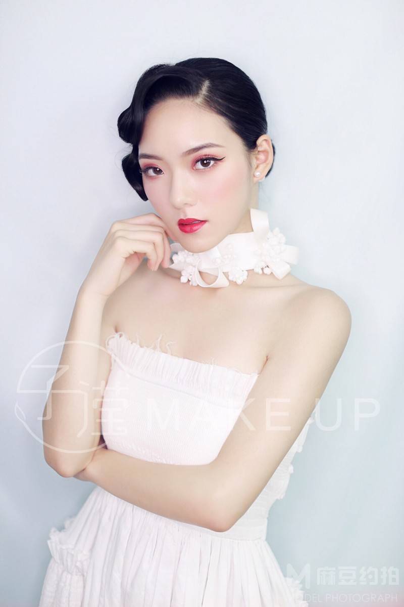 妆容模特