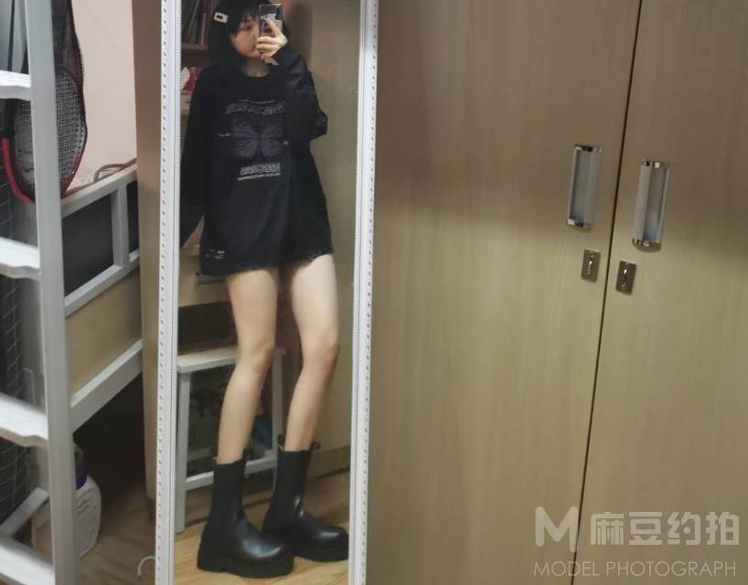 纪实模特