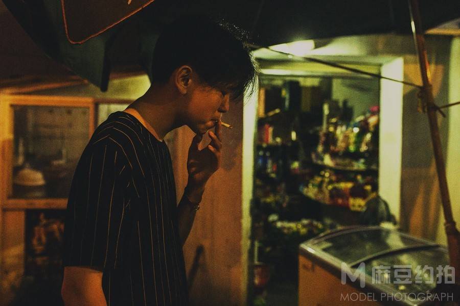 夜景模特