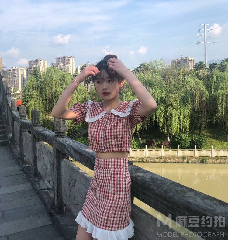 校园模特