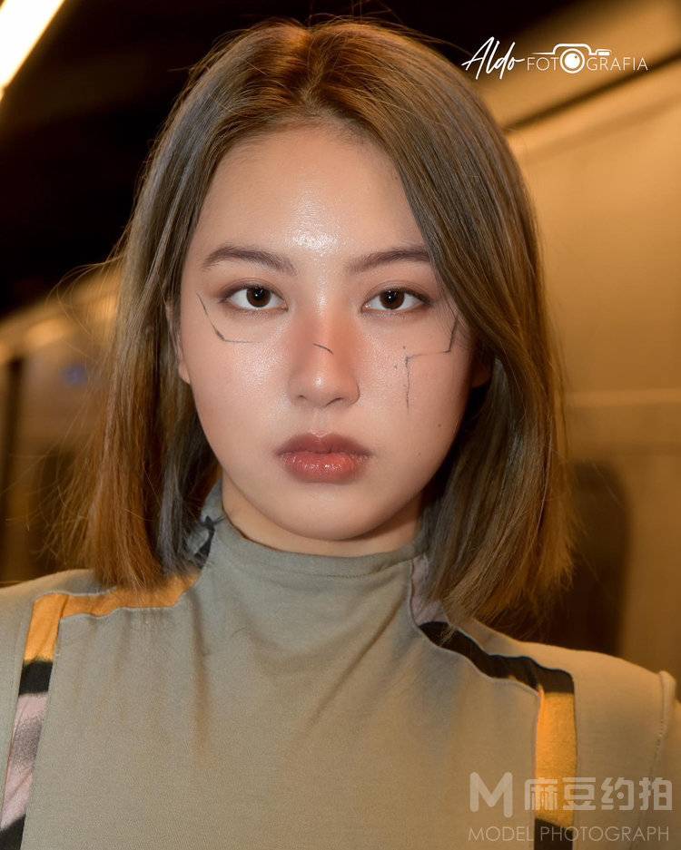 妆容模特