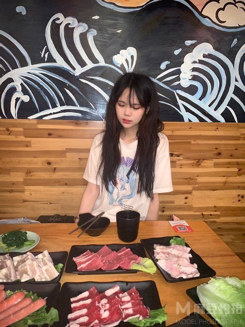 校园模特