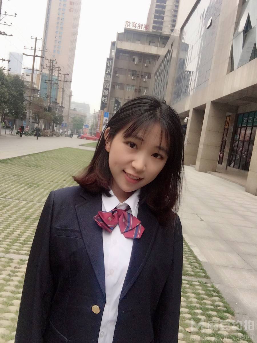校园模特