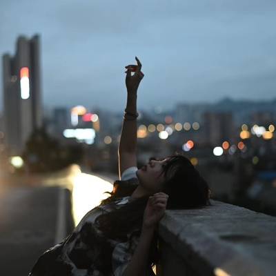 情绪模特