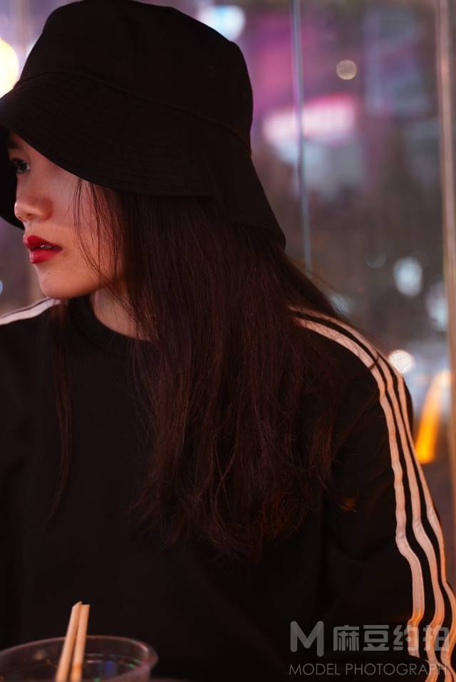 夜景模特