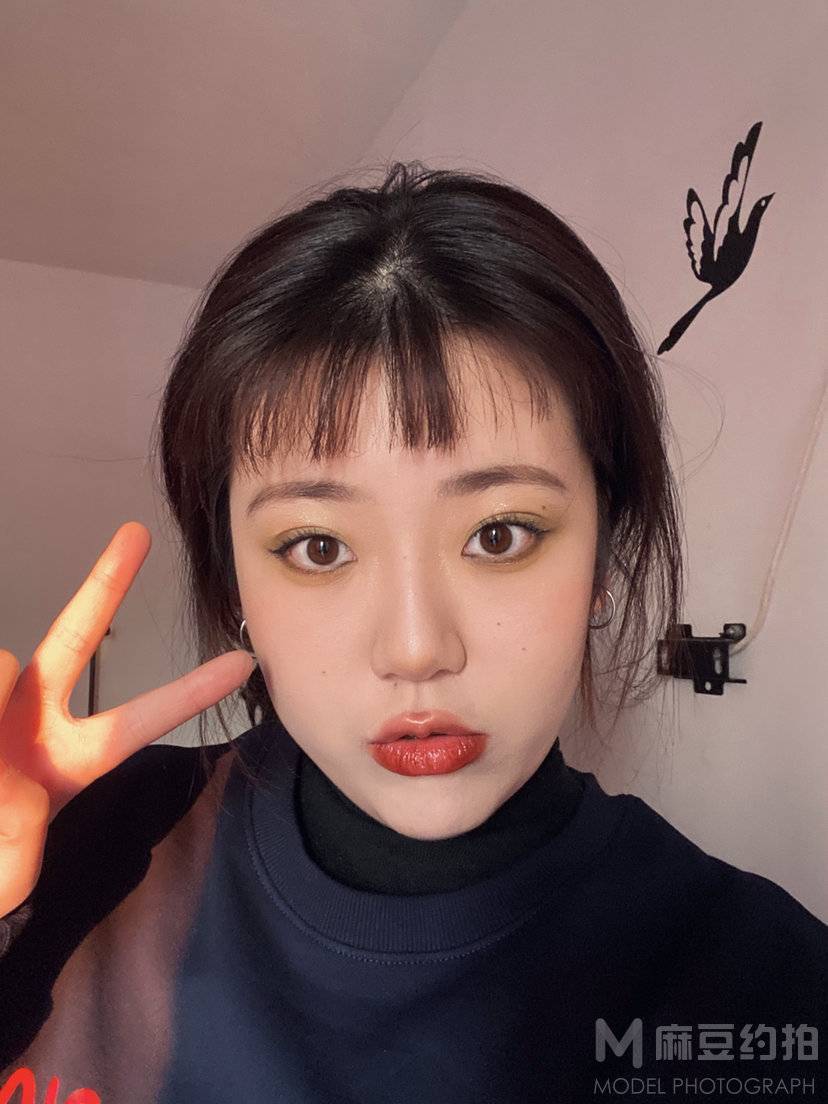 妆容模特