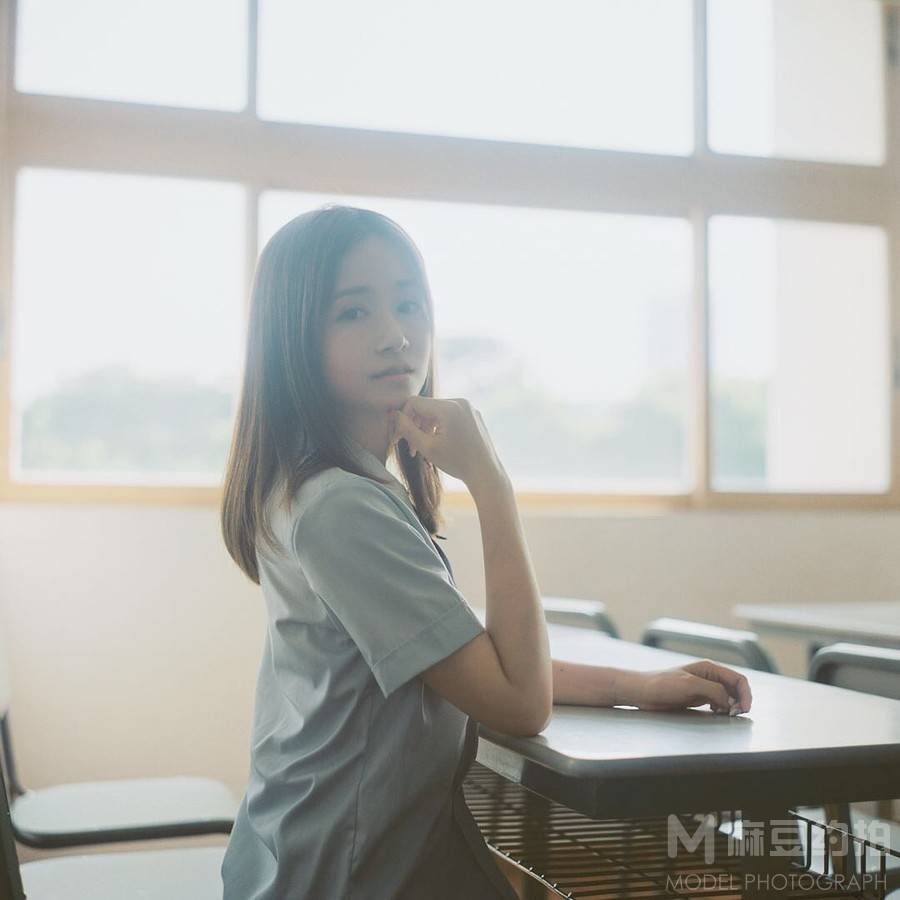 校园模特