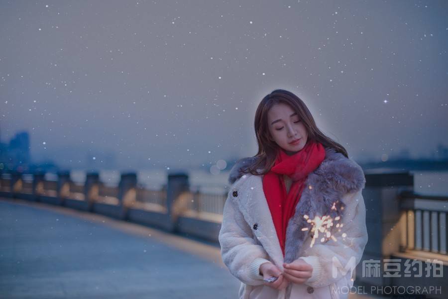 夜景模特