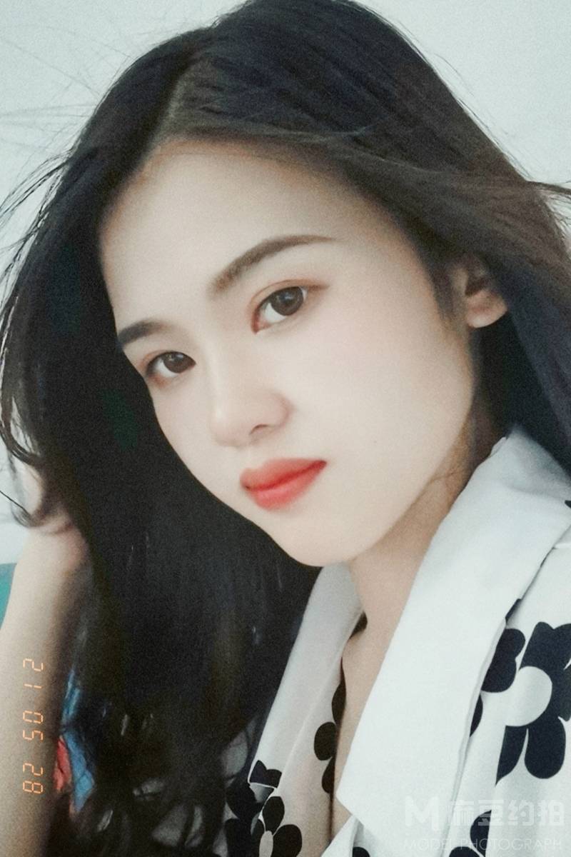 胶片模特