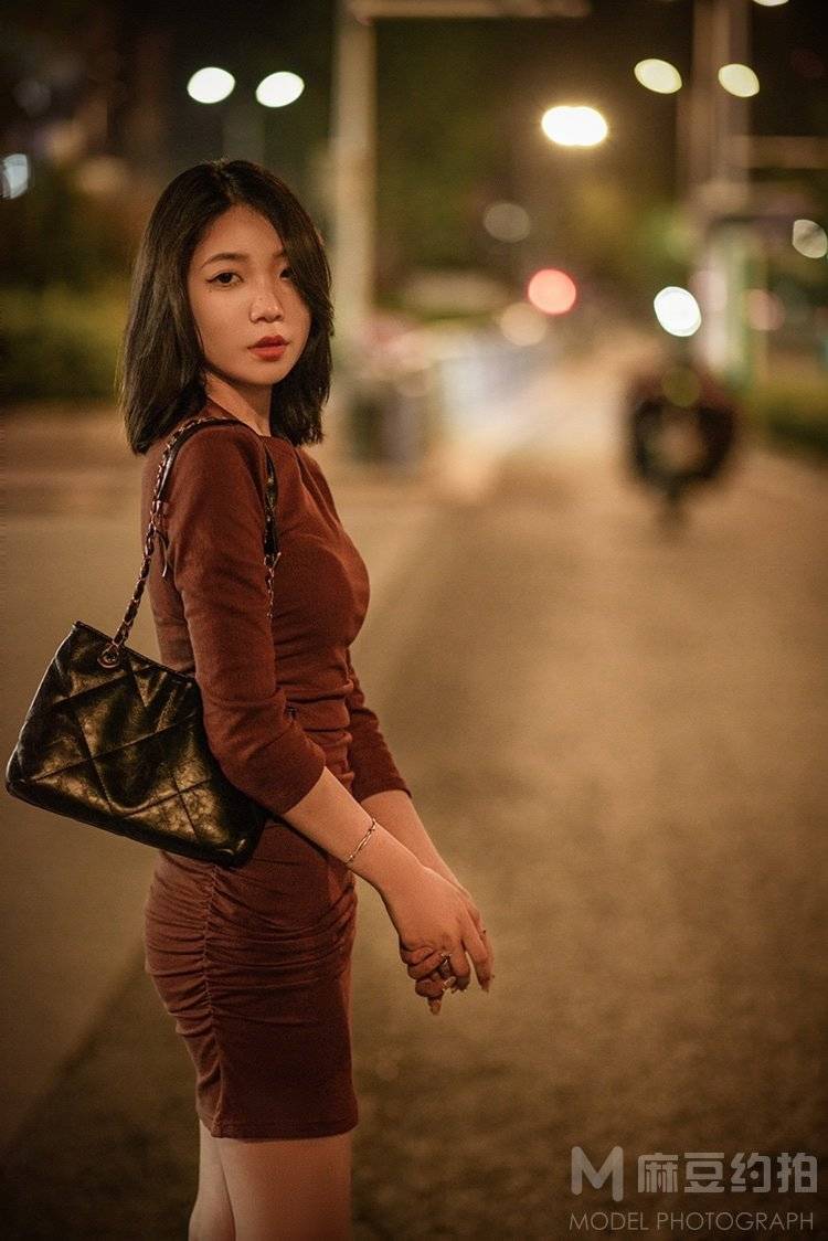 夜景模特