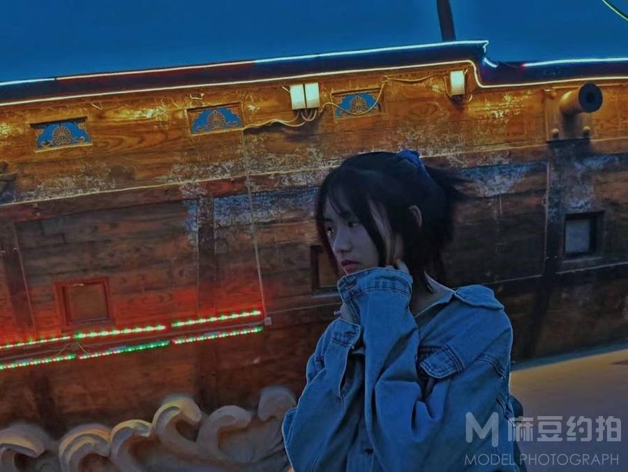 纪实模特