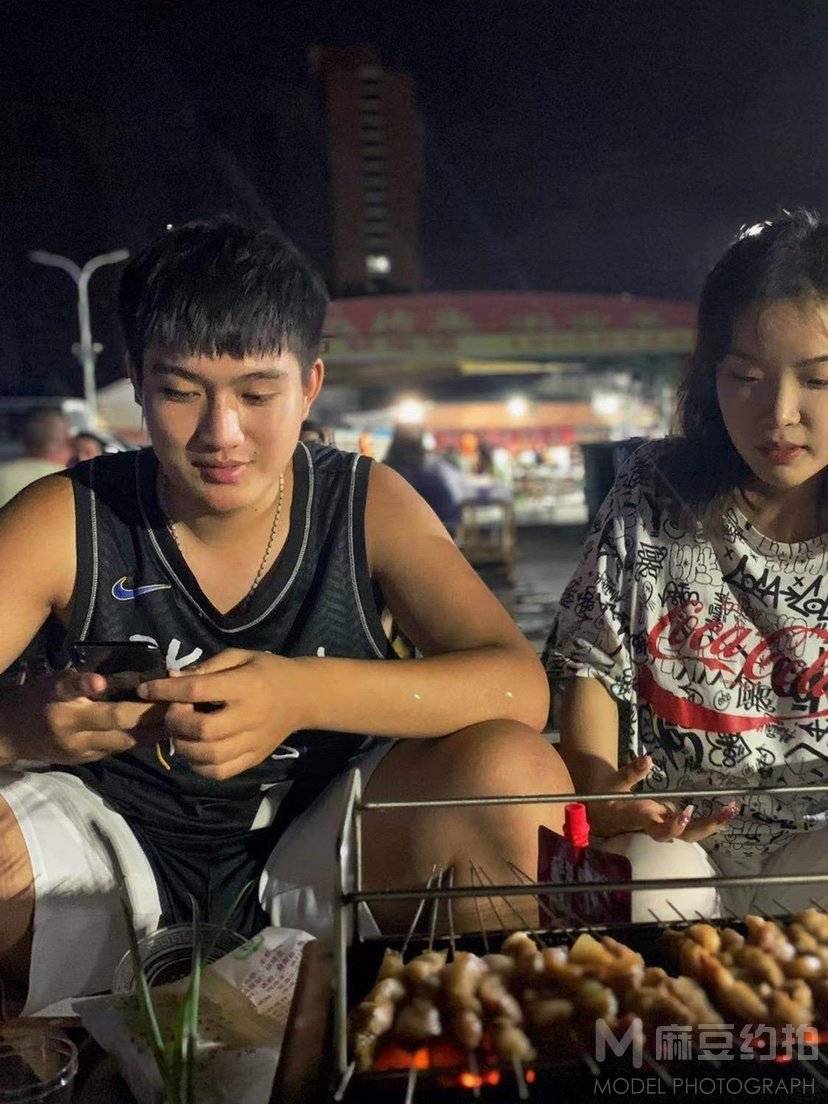 情侣模特
