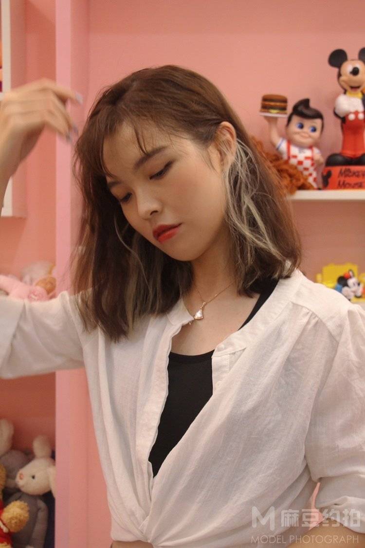 清新模特