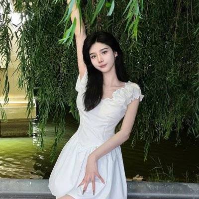 黑白模特