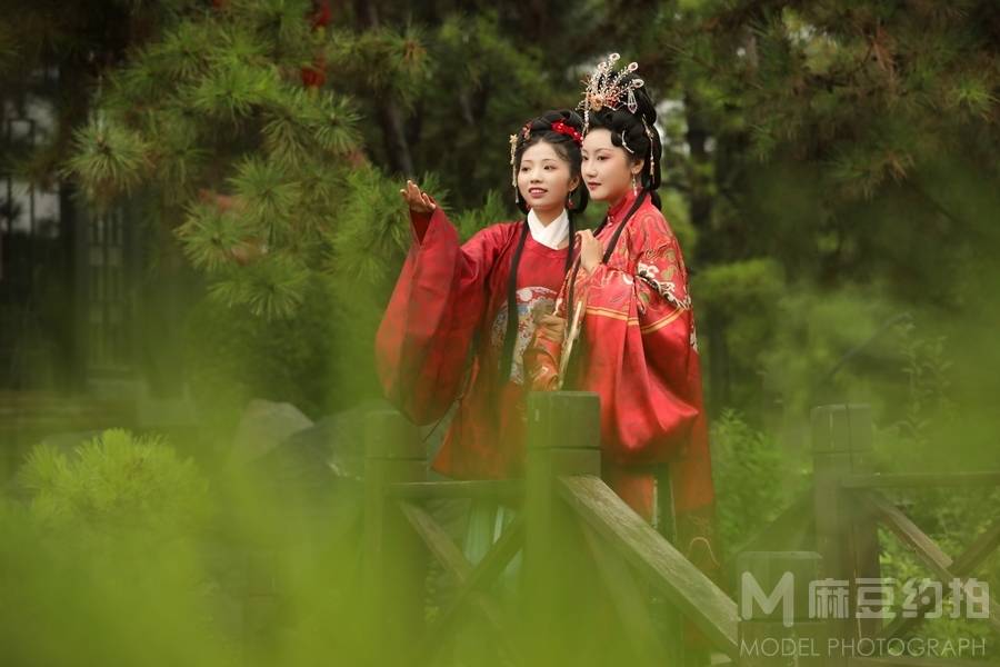 汉服模特