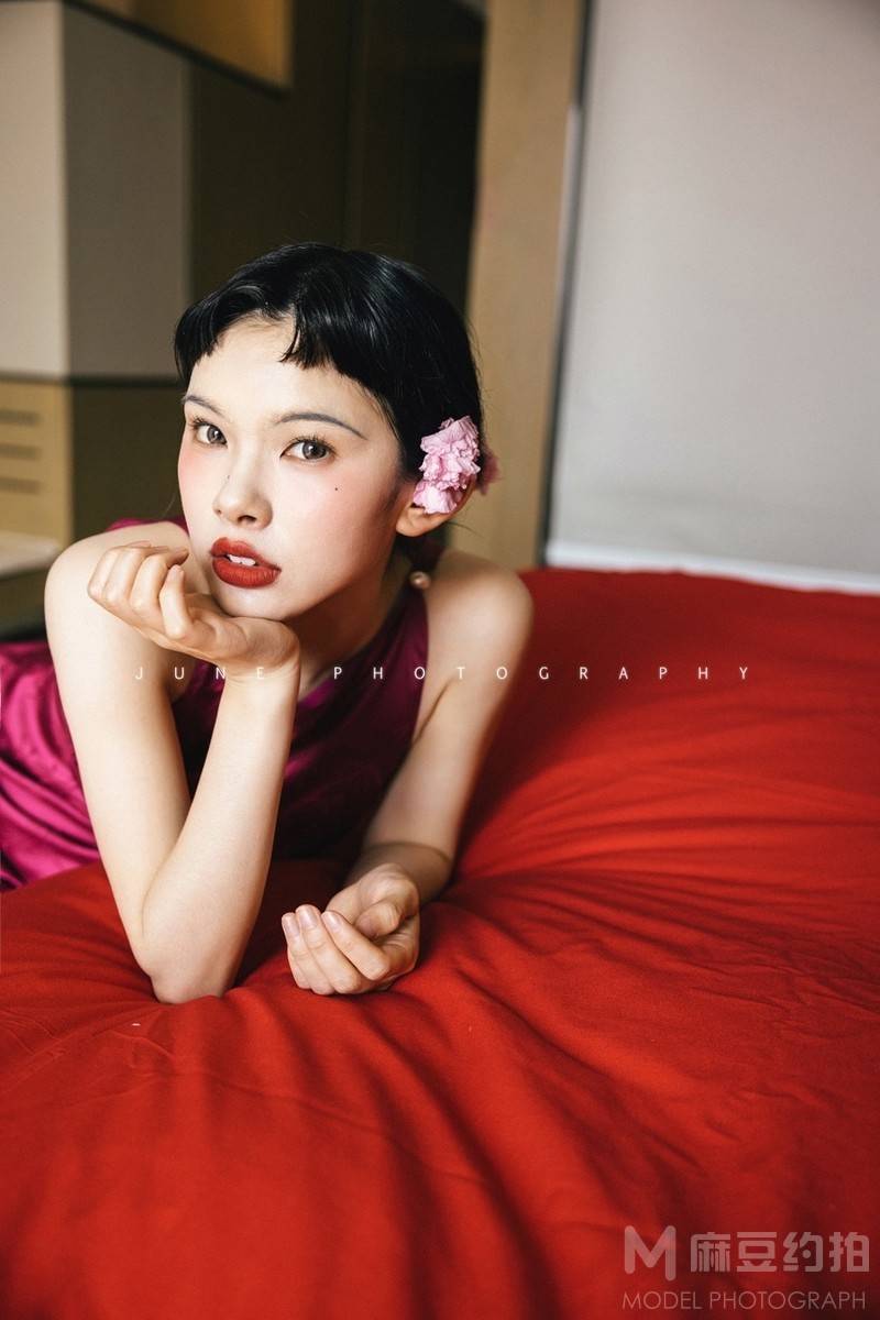 妆容模特