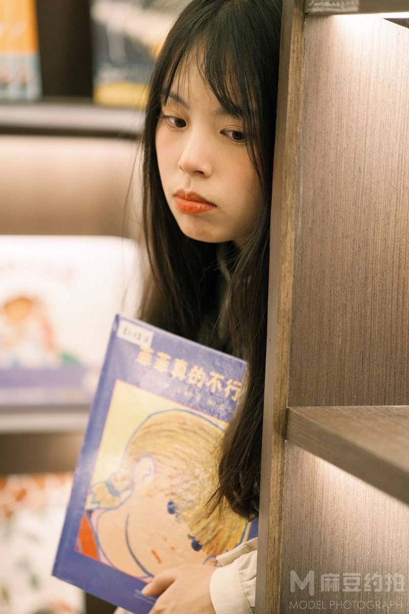 胶片模特