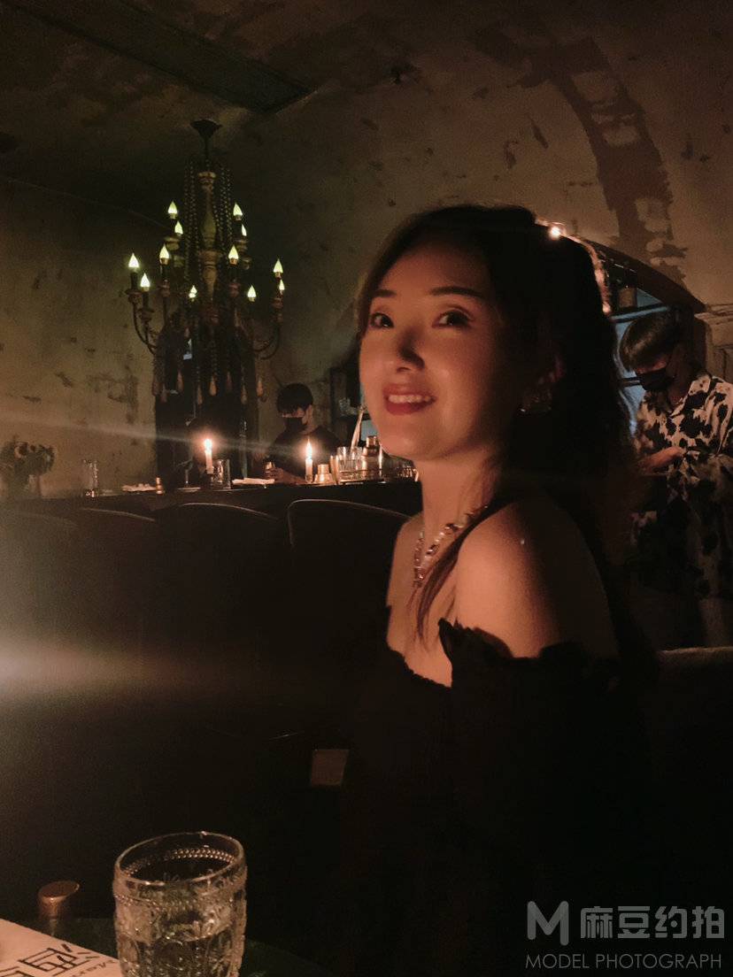 纪实模特