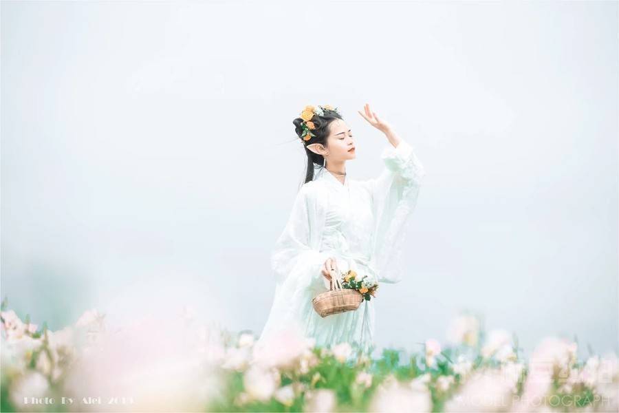 汉服模特