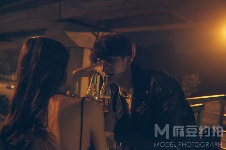 情侣模特