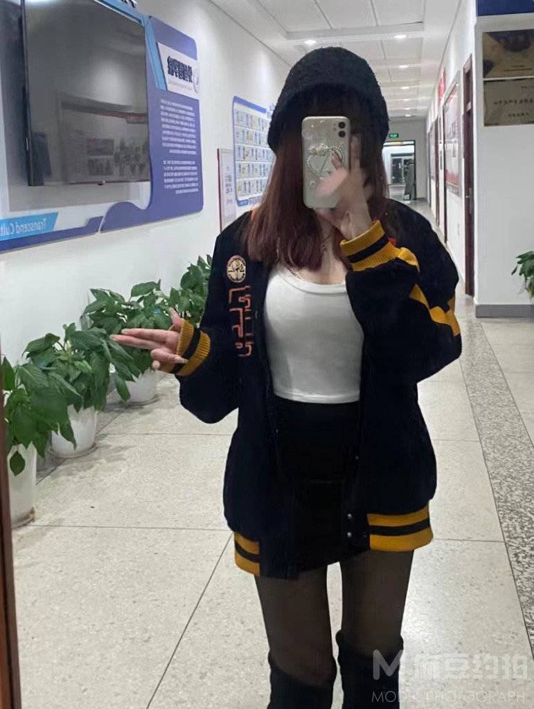 黑白模特