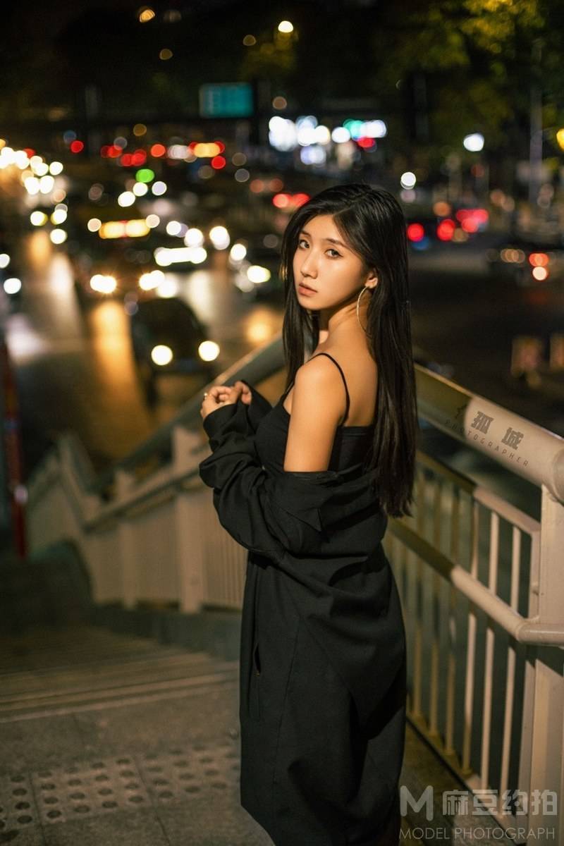 夜景模特