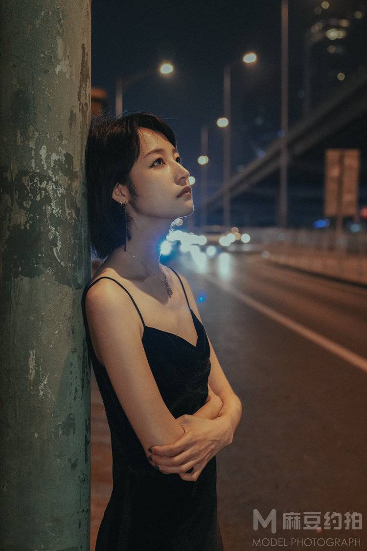 夜景模特