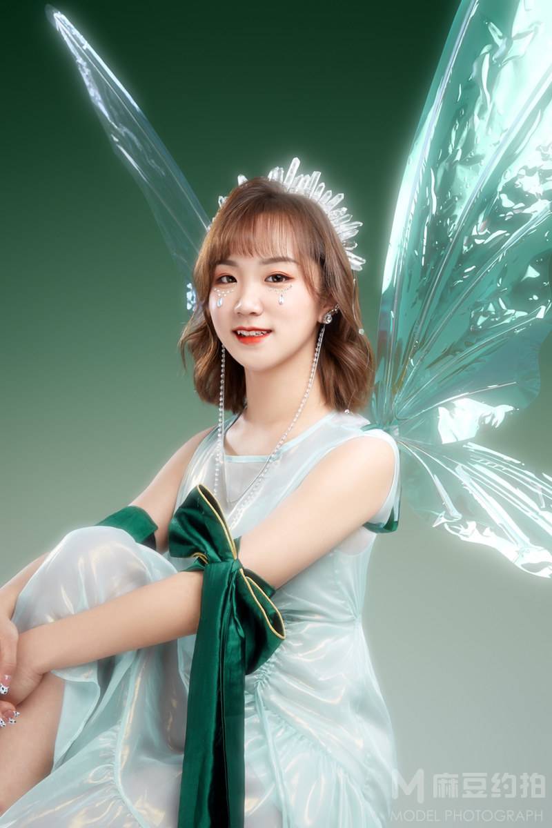 清新模特