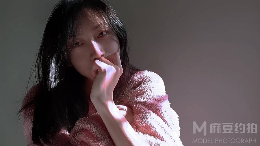 胶片模特
