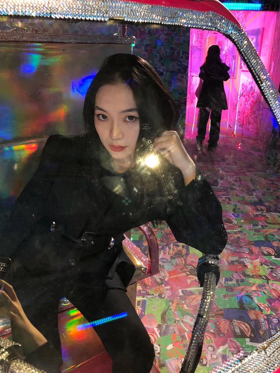 暗黑模特
