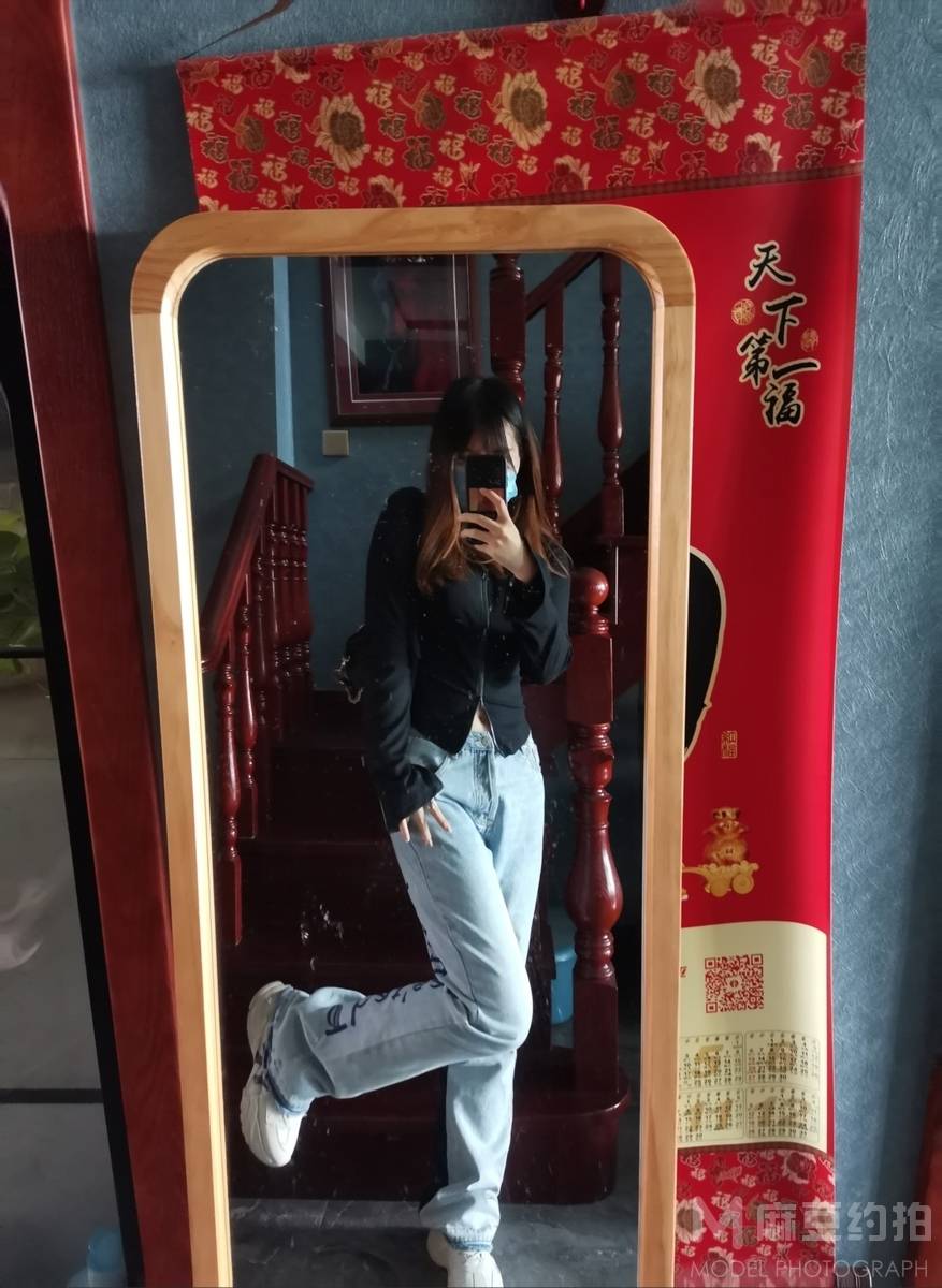 黑白模特