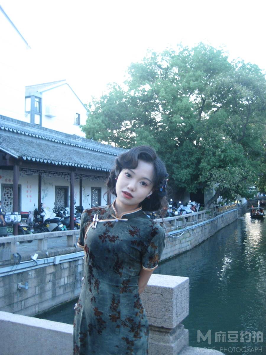 民国模特