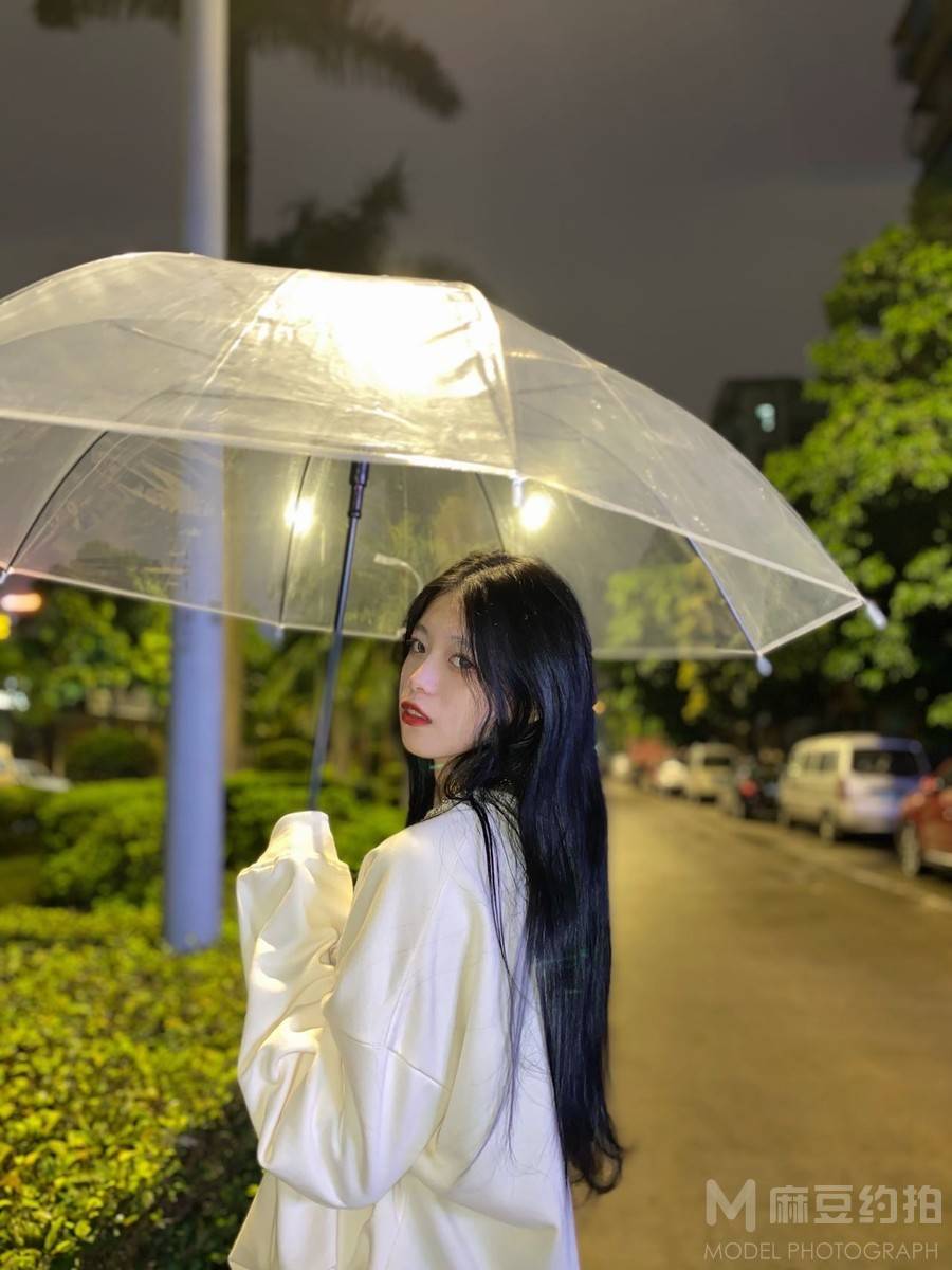 夜景模特