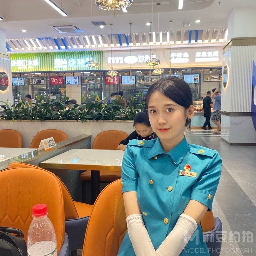 胶片模特