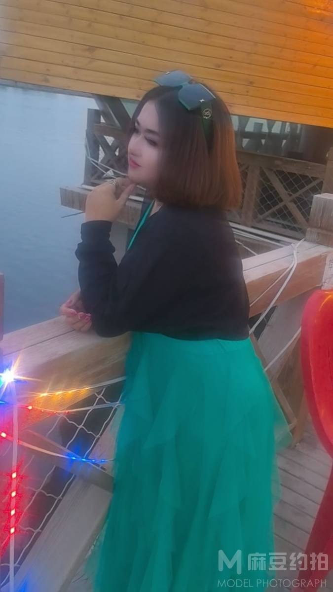 民国模特