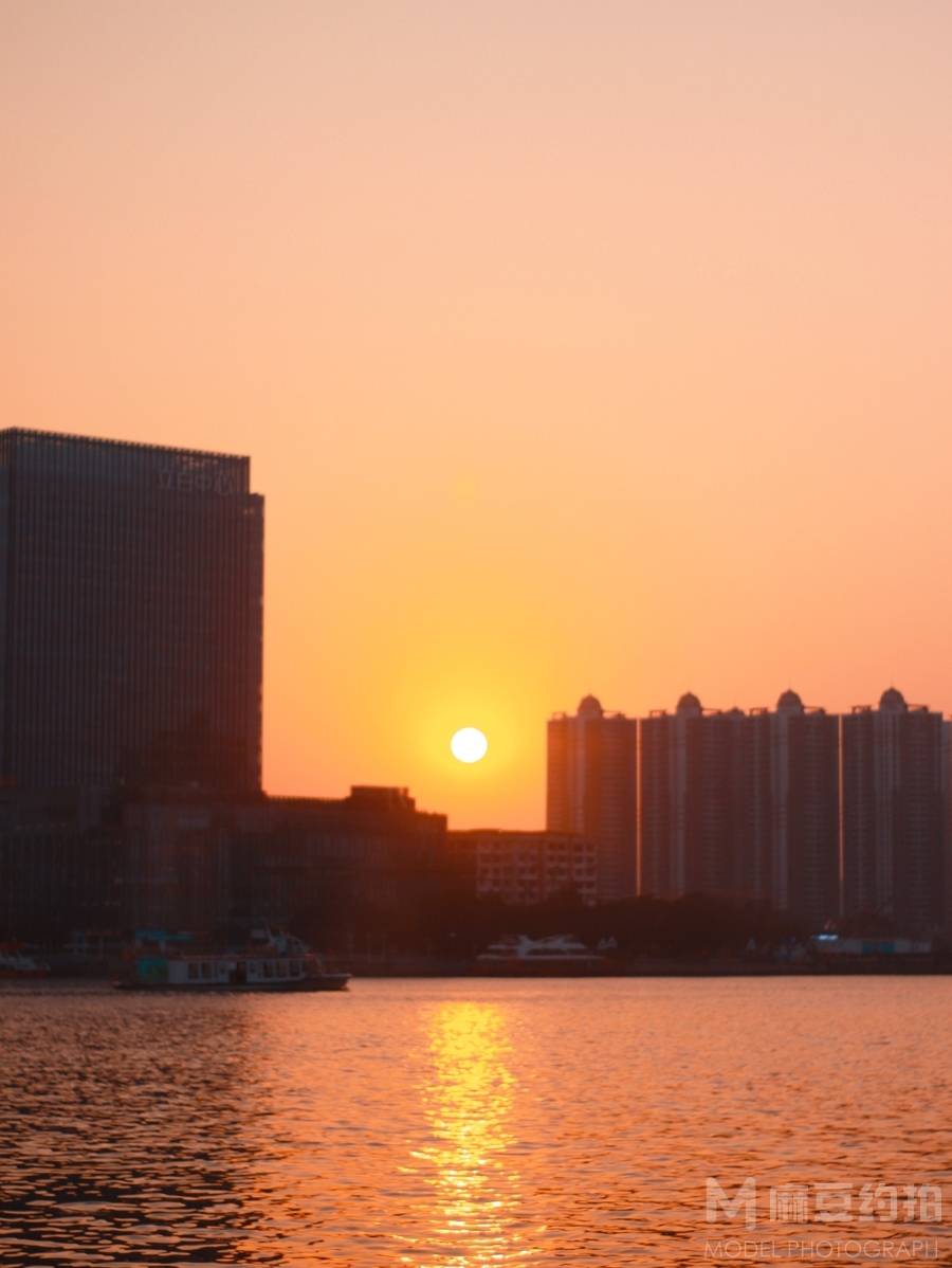 纪实模特