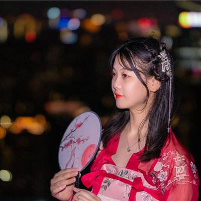 汉服模特