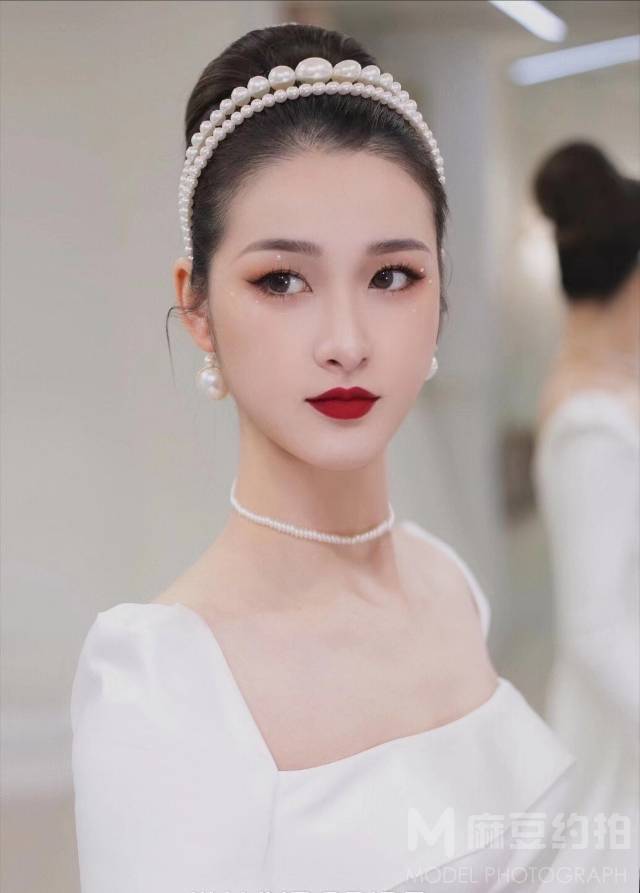 妆容模特