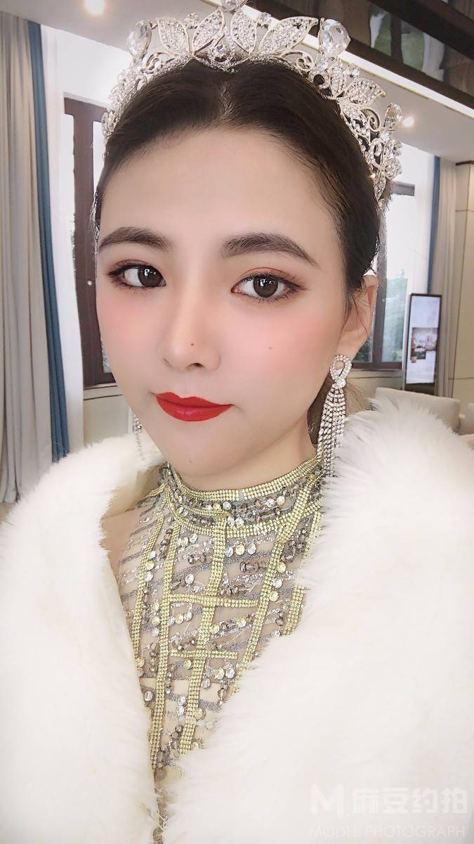 校园模特