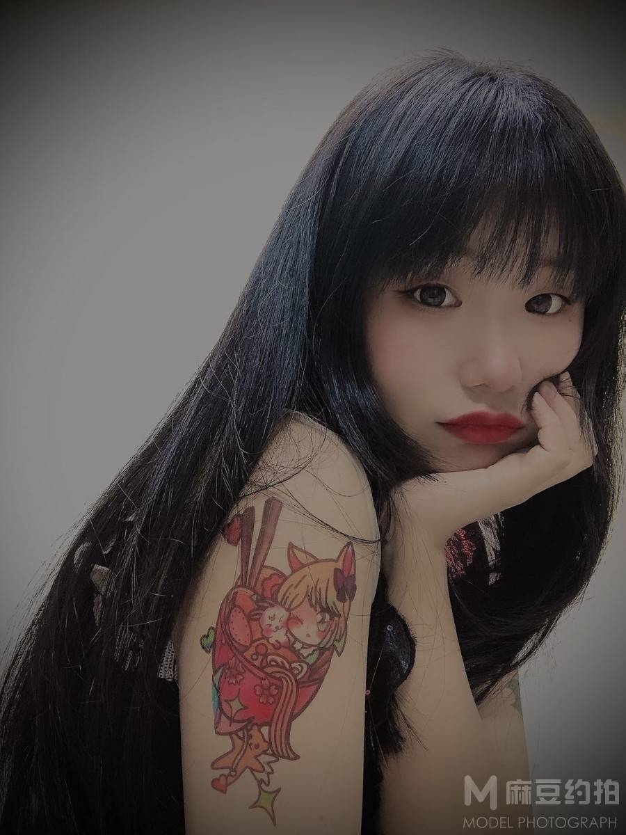 暗黑模特