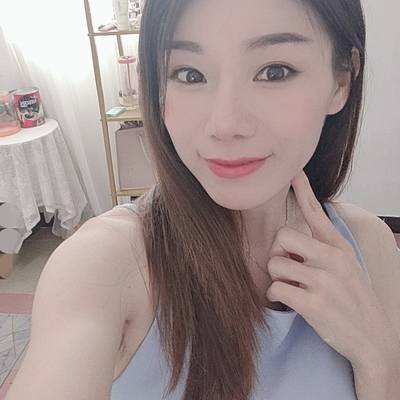 黑白模特