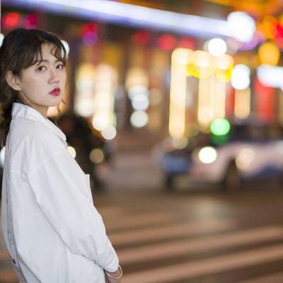 夜景模特