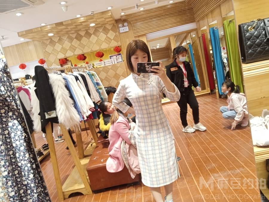 妆容模特