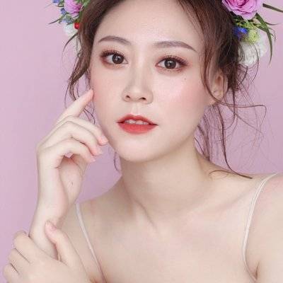 妆容模特