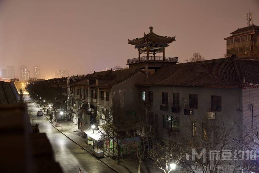 夜景模特
