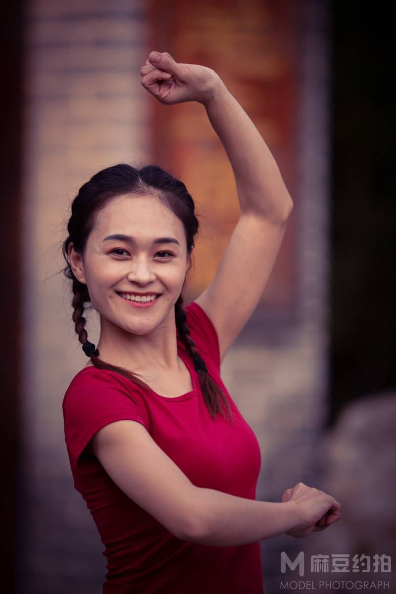 情绪模特
