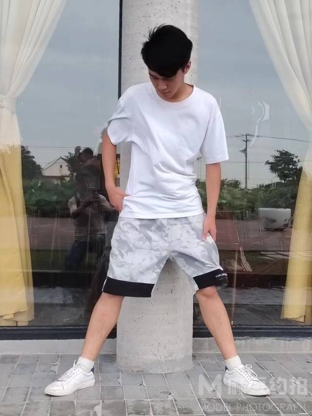 纪实模特