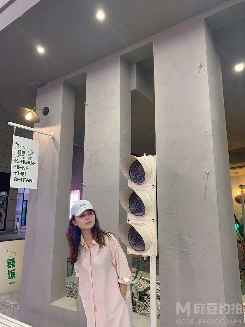 清新模特